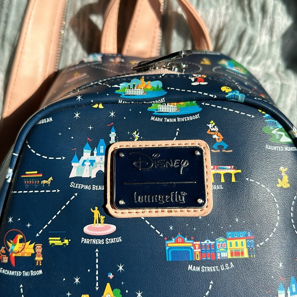 Disney Loungefly backpack - Picture 2 of 9